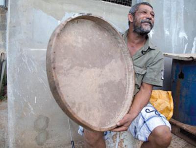 Le ravane instrument traditionne de l'Ile Maurice