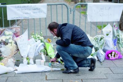 Attentats Terroristes Les Mauriciens A Paris Deux Jours De Deuil National Observes A Maurice Le Mauricien